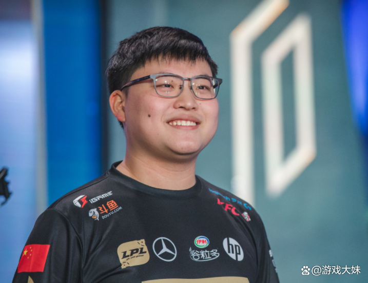 九游体育-TheShy关键节点战术调整，C9带队取胜！的简单介绍