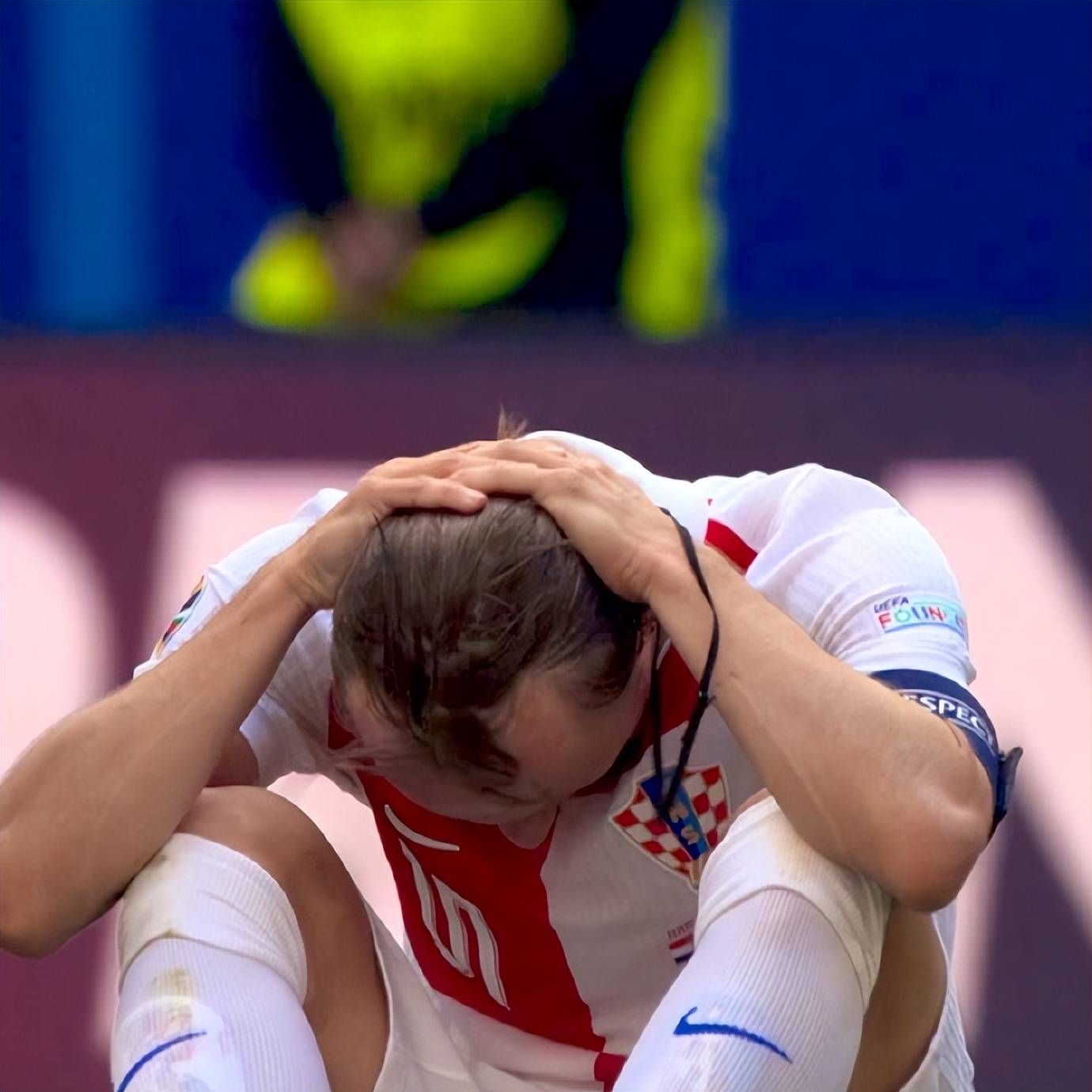 九游-包含德布劳内遭遇五连败，法国队教练面临压力！的词条