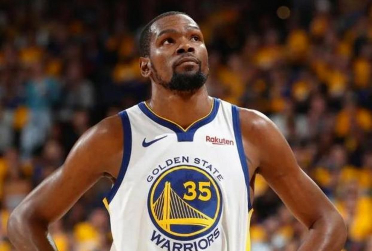 九游体育- 杜兰特系列赛共计出战299分钟 