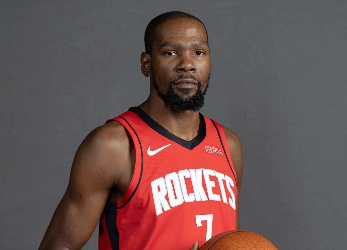 杜兰特新星赛事规则更新表现惊艳，美国队未来可期！的简单介绍