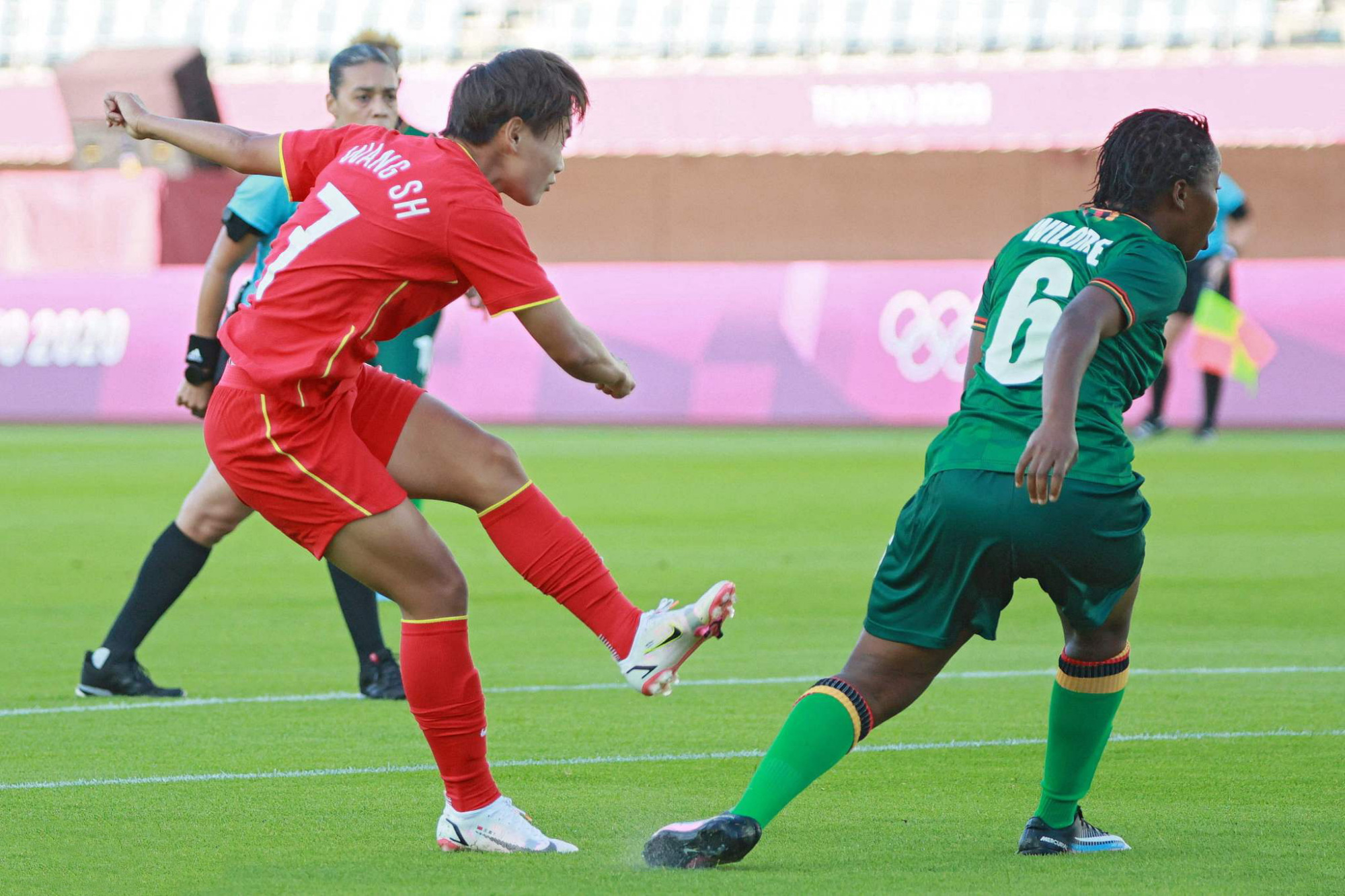 九游体育-德罗巴巅峰对决，梅西与30激战加拿大队分钟，高光表现胜负难料！的简单介绍