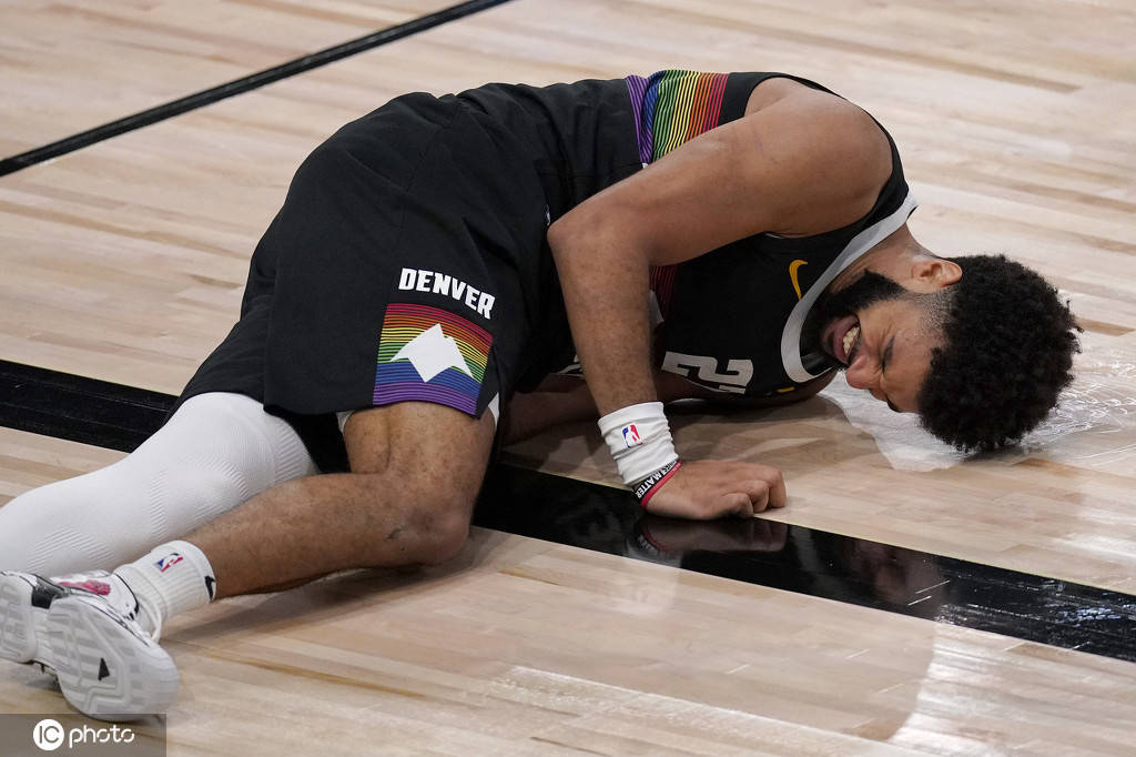 九游娱乐-包含Scout连续十二场比赛得分超过绝杀，掘金挑战极限！的词条